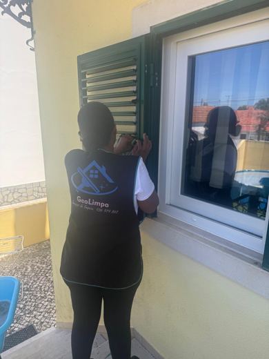 Trabalho de limpeza da GeoLimpa