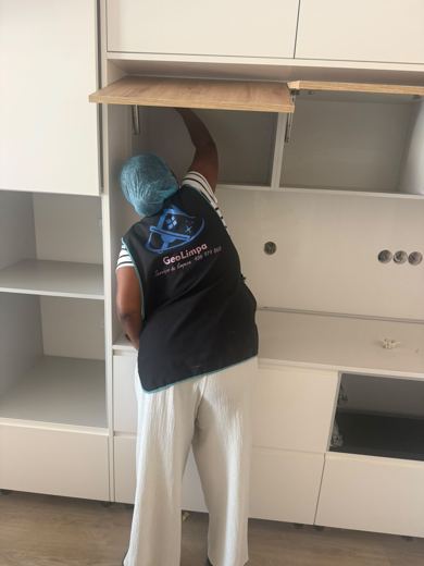 Trabalho de limpeza da GeoLimpa